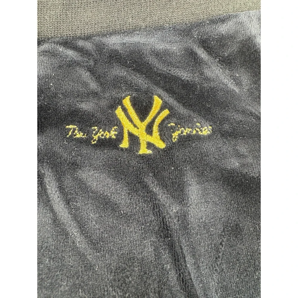 LB-03 MLB New York Yankees Tracksuit Set Velour Black Gold Y2K Streetwear